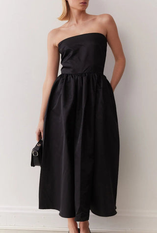 Carrie Dress In Noir